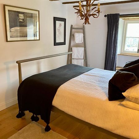 Luxury Cotswold Cottage With Hot Tub In Stow On The Wold! Екстериор снимка