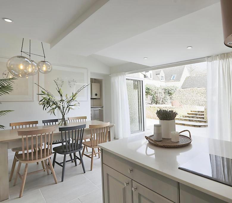 Luxury Cotswold Cottage With Hot Tub In Stow On The Wold! Екстериор снимка