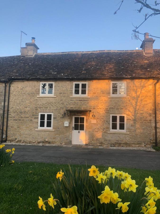 Luxury Cotswold Cottage With Hot Tub In Stow On The Wold! Екстериор снимка
